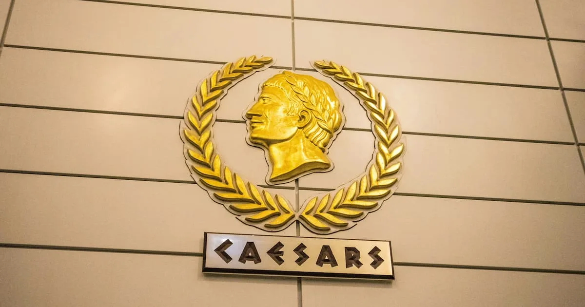 Результаты Caesars за Q2: Снижение доходов в Лас-Вегасе на фоне стабильного потока туристов